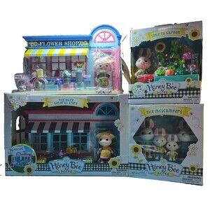 Honey Bee Acres Lot- The Buzz General Store Flower Shop Garden & Figures 135 Pcs